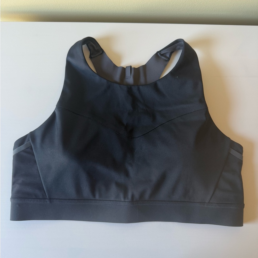 Brooks Black Goldilocked and Loaded pocket sports bra